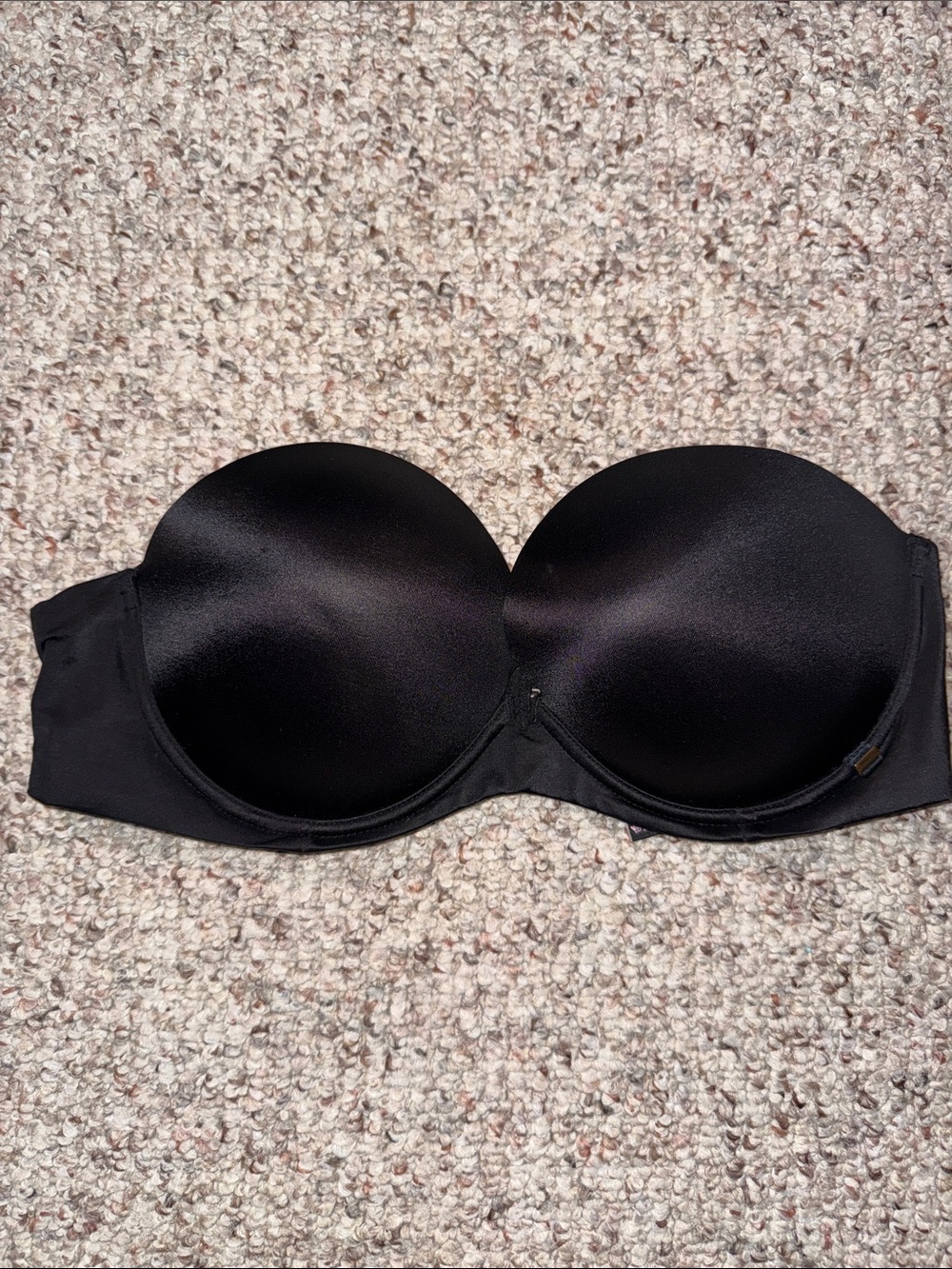 ‘VS Very Sexy’ Strapless Black Smooth T-Shirt Bra
